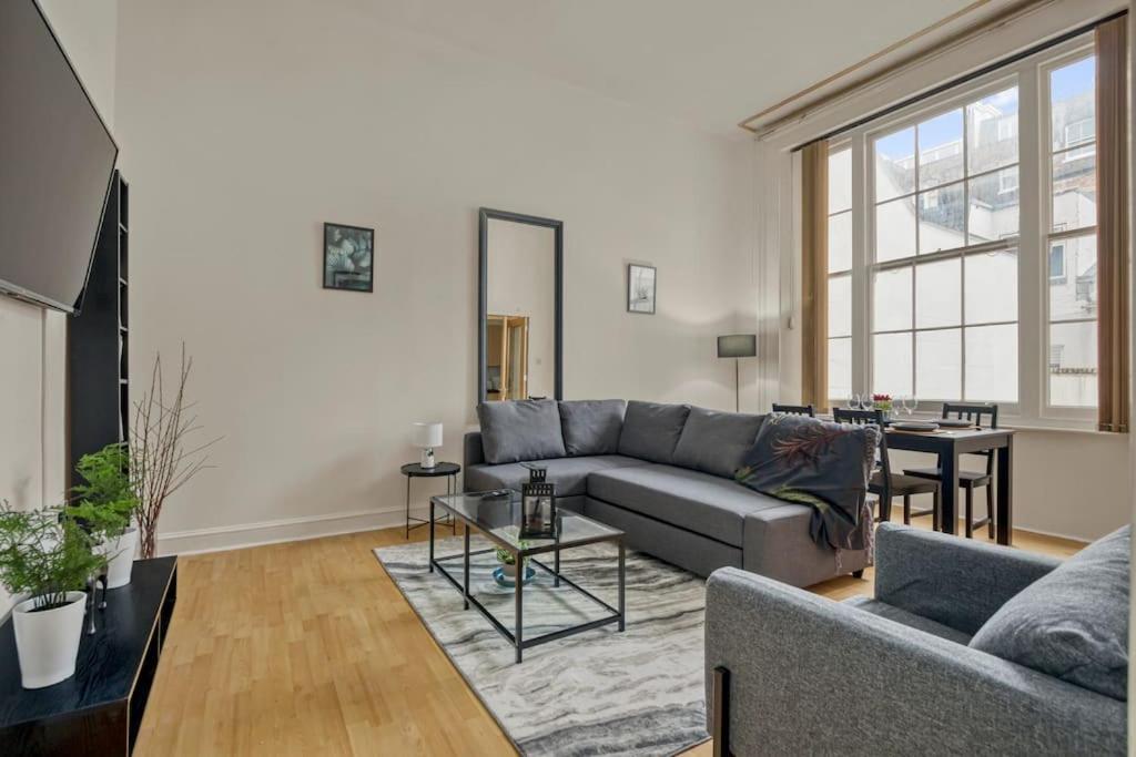 Cosy 2Br Retreat Near Paddington Station Daire Londra Dış mekan fotoğraf